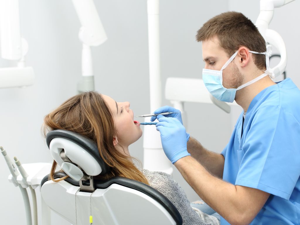 Marketing Digitale per Studi Dentistici<span class="wtr-time-wrap after-title"><span class="wtr-time-number">28</span> min read</span>